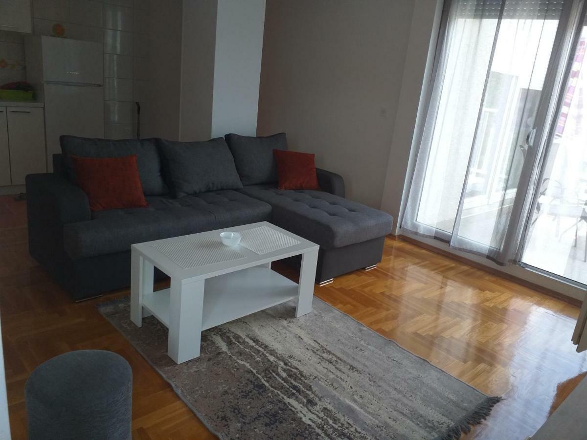 Bim Apartment Ohrid Esterno foto